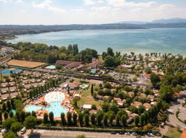 San Francesco Camping Village, parque turístico em Desenzano del Garda