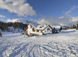 Hotel Tambò, hotel in Campodolcino