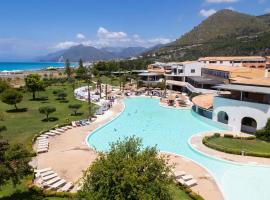 Borgo di Fiuzzi Resort & SPA, hotel Praia a Maréban