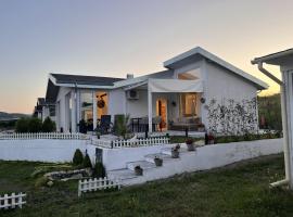 villas 21,22 Albena sea view, khách sạn có chỗ đậu xe ở Rogachevo