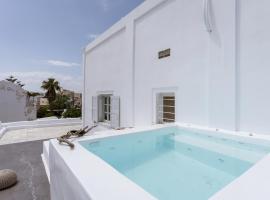 On An Island suites & apartments - Fira, מלון בפירה