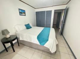 3 Min from SJO airport Kaeli, vacation home in Alajuela
