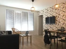 Appt 4 chambres avec balcon, Spinelle