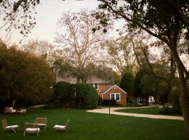 The Roundtree, Amagansett: Amagansett şehrinde bir otel