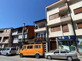 Ralin Apart, casa de campo em Prizren