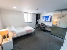Lovely 1-Bed Studio in Birmingham