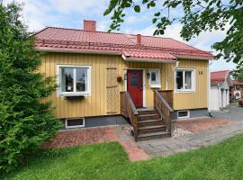 Guestly Homes - 5BR Corporate House, semesterboende i Boden