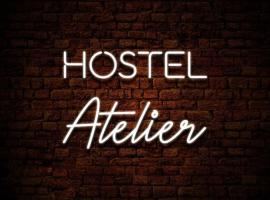 Atelier Hostel，萊什諾的青年旅館