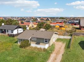 Amazing Home In Thisted With Kitchen, luxury hotel in Nørre Vorupør