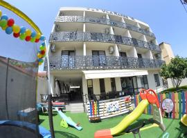 Vila Rares, hotel in Costinesti