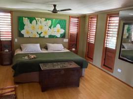 Luxury in Wailoaloa, vakantiewoning in Nadi