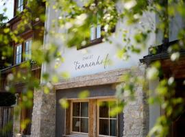 Chalet Tannenhof, Hotel in Lermoos