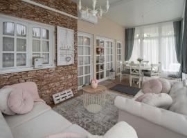 Tündér-Lak Apartman, casă de vacanță din Balatonmáriafürdő