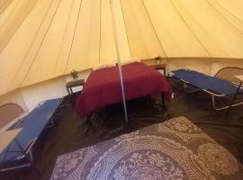 My Friends Place, luxury tent in Oneonta