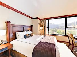 Resort at Everline Resort & Spa #558, hotel u gradu 'Olympic Valley'