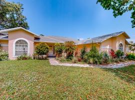 Palm Bay Getaway, hotel with pools in Palm Bay