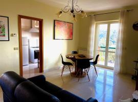 Casa Giulia a Belmonte Calabro, hotel in Belmonte Calabro