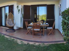 Palm House Alvor, villa i Alvor