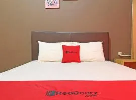 RedDoorz near Pojok Beteng Prawirotaman
