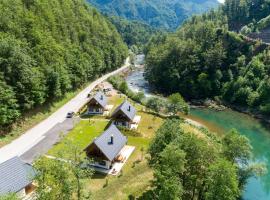 Riverside Resort Stari Malni Kolpa, hotel u gradu Osilnica