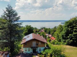 Snug Stays 3 - Traumhafter Seeblick, 2 Zi Apartment, Garten & Terrasse, Hotel in Herrsching am Ammersee