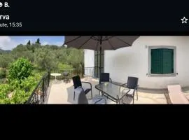 Villa Skinilla with Mountain View