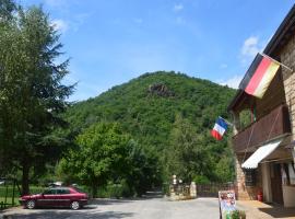 Camping Chon du Tarn, casa per le vacanze a Bédouès