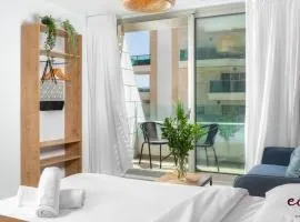 Luxury living 100 meter from the beach - by Edomlux