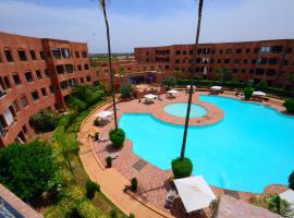 Appart vue piscine et montagne Marrakech, hotel s parkiralištem u Marrakechu