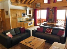 L'Aiglon - spacious 2-bedroom apartment with log fire, hôtel à Sainte-Foy-Tarentaise