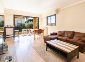 Beautiful furnished apartment in a private Residence with Pool, hotel din Cannes