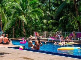 Nomads Ao Nang, hotell i nærheten av Øyhoppingsinformasjon, Nopparat Thara-stranden i Ao Nang Beach