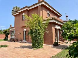 Chalet Oasis, chalet in Chiclana de la Frontera