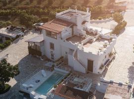 B&B Masseria Sant'Elia คันทรีเฮาส์ในกาสเตลลาเนตา