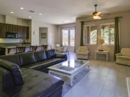 Community Perks Palm Desert Golf Getaway!