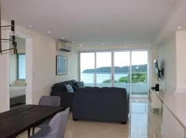 6E Floor to Ceiling Oceanview Resort Panama