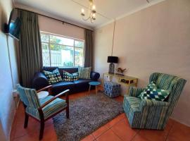 Cozy Garden Cottage!, apartment in Grahamstown