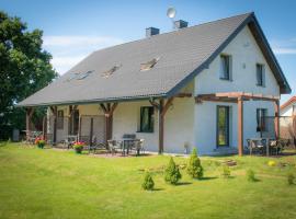 Apartamenty - Dom Smołdziński Las, ξενοδοχείο σε Smoldzinski Las