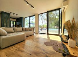 PineTrees Penthouse @ the beach