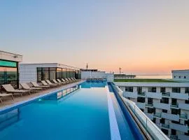 La Mer by Infinity Resort & SPA