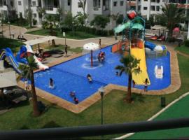 Nice Appartement La Siesta Beach Resort, holiday rental in Mohammedia