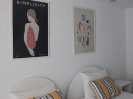 Fiosal Apartments 2, bed & breakfast στη Σκιάθο Πόλη