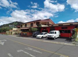 Hotel Valle Verde, hotel v destinaci San Joaquín
