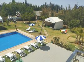 Diyaffa, hotell med pool i Sidi Yahia az Zaʼer