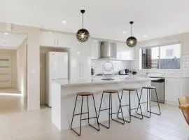 The Grampian in Cowes BYO LINEN & TOWELS