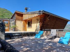 La Maison de Charlie Les 2 Alpes, hotel v blízkosti zaujímavosti Mont de Lans Ski Lift (Les Deux Alpes)