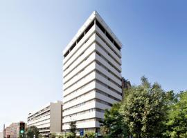 Residencia Universitaria Resa Lesseps, hotel v destinaci Barcelona
