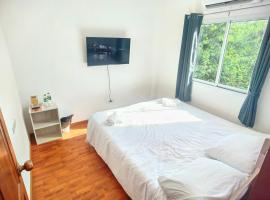 YYK Homestay, hotel in Ban Khlong Krang