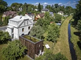 Tiny House, podkrovní apartmán a apartmán s výhledem do zahrady