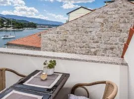 Gorgeous Home In Rab With House Sea View
